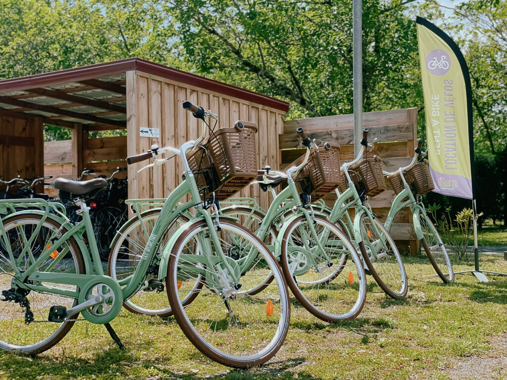 camping les acacias location velo